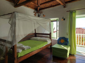 Elma's Houses - Green House Yanna